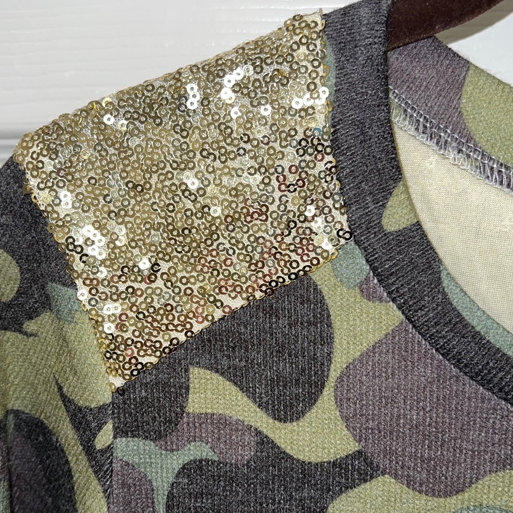 Simply Southern Gold Sequin Camo Dress M NWT - Picture 5 of 9